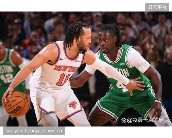 总决赛的后卫线对决中杰伦·布伦森的数据优势极为明显。